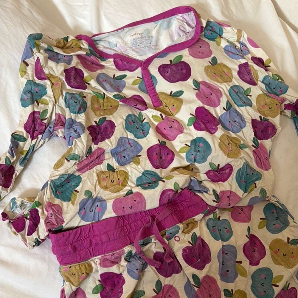 Little sleepies women’s size xs Colorful Apple Print Pajamas